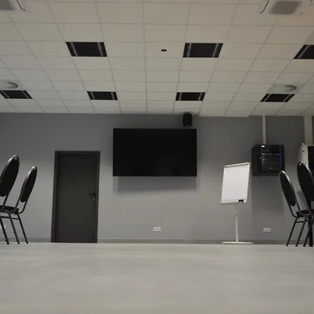 Hotel Ośrodek Sportu I Rekreacji W Janowcu Wielkopolskim