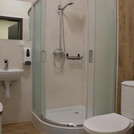 Hotel Osrodek Sportu I Rekreacji W Janowcu Wielkopolskim