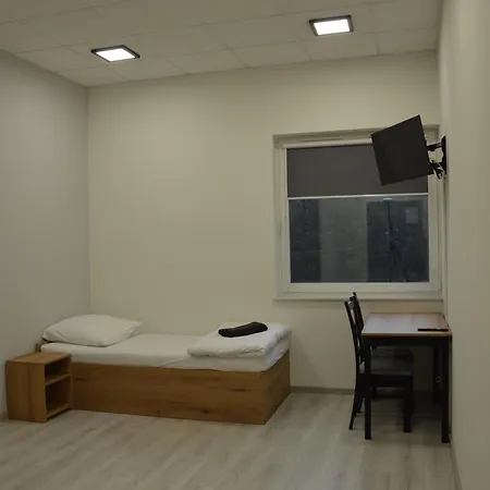 Osrodek Sportu I Rekreacji W Janowcu Wielkopolskim Hotel *