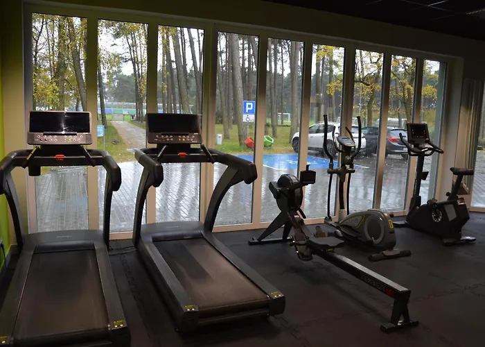 Osrodek Sportu I Rekreacji W Janowcu Wielkopolskim Hotel *