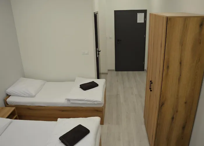 Hotel Osrodek Sportu I Rekreacji W Janowcu Wielkopolskim *